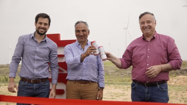 La inauguración del Parque Eólico Budweiser tuvo un brindis más que particular.