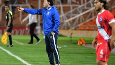 Gabriel Milito, entrenador de Argentinos, explotó después del partido en Mendoza. 