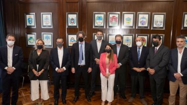 "Seguimos promoviendo la inclusión financiera de las PyMEs Argentinas", resaltó Merediz.