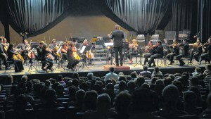 “Kushe Papai”, la obra sinfónica que honra la cultura mapuche, estrena en el Cine Teatro Español