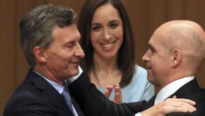 Macri: «Muchos curas quieren ser Papa, pero van a tener que competir»