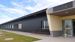 Tras el reclamo por falta de vacantes, crearán un anexo de la EPET de Centenario