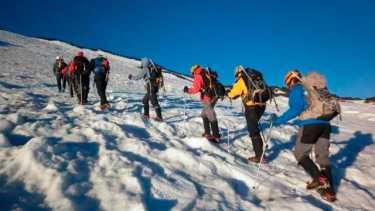 Hacia lo más alto. Ascenso al volcán Lanín. Fotos gentileza Alquimia expediciones.