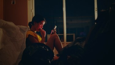 Estrena la serie web «El Infierno», protagonizada por una cipoleña Agostina Inella