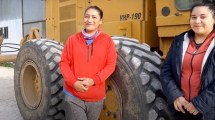 Imagen de Lucía, la primera maquinista en Vialidad de Neuquén: una historia que recién empieza