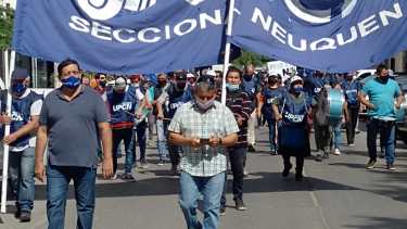 UPCN reclamó en Casa de Gobierno de Neuquén, que la paritaria se viene dilatando. Foto: Gentileza
