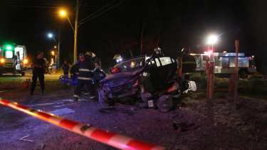 Heridos graves tras un choque entre un auto, una camioneta y una moto en la Ruta 22, cerca de Roca