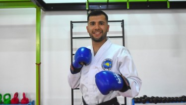 Fernando Castro se prepara para el mundial de Taekwondo