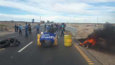 Los trabajadores del EPAS insisten en los pases a planta e ingreso de personal. Foto: Gentileza