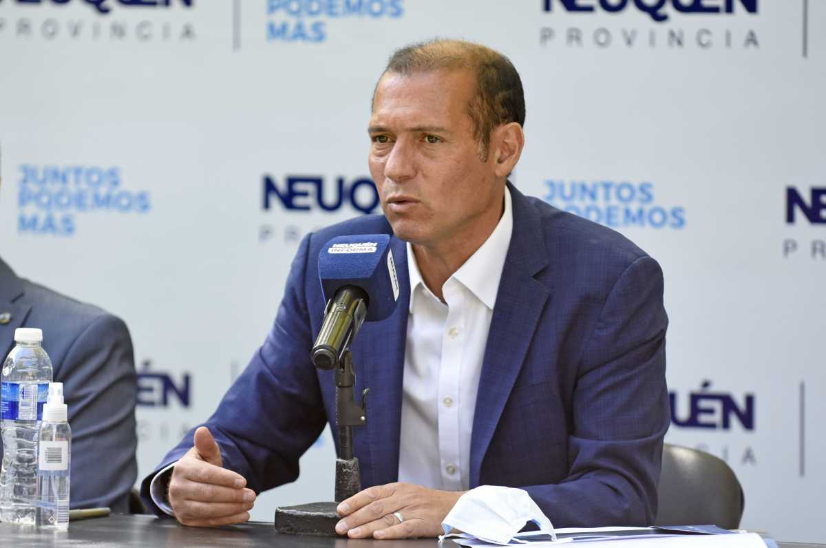 El gobernador de Neuquén es contacto estrecho de un caso confirmado de Covid. (foto: archivo)
