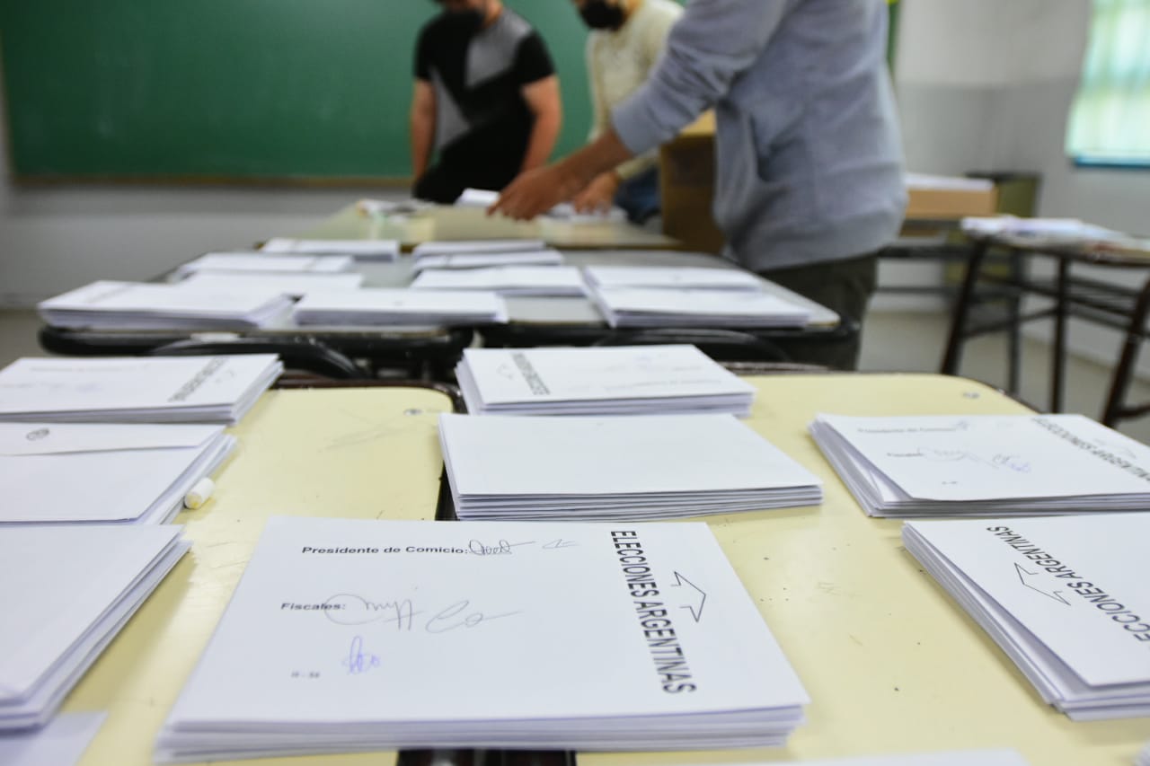 Hasta el martes 31 los electores podrán verificar sus datos en el padrón provisorio. Foto: Andrés Maripe
