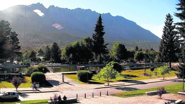 El centro de la ciudad, especialmente la calle Dorrego y la plaza Pagano, es la zona más complicada. Foto: archivo