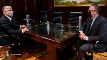 El ministro de Producción y el secretario de Comercio Interior, durante una reunión semanas atrás. 