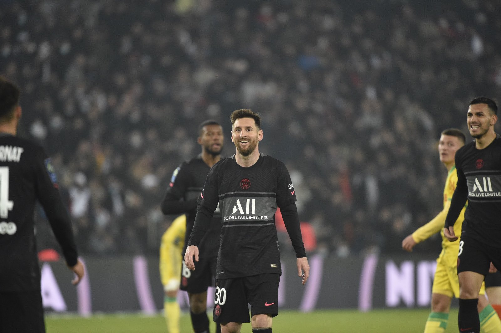 Lionel Messi y la sonrisa tras marcar su primer gol. 