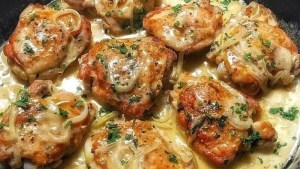 Muslos de pollo en salsa de mostaza y miel para chuparse los dedos