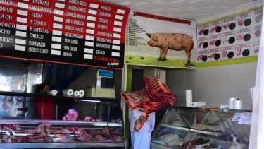 Las ventas bajaron mucho en la ciudad. Foto César Izza. 