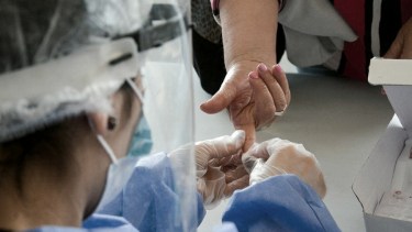 La variante Delta empieza a ser predominante en el país. Foto: Télam.-