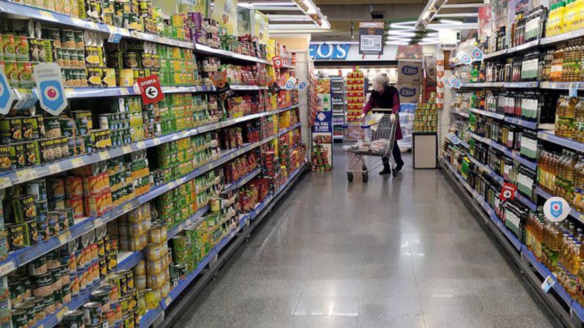 Las sucursales de supermercados de Bariloche permanecerán cerradas este lunes 26 de septiembre. Archivo