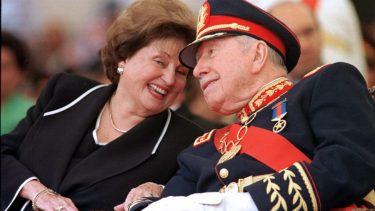 Hiriart, conoció a Pinochet en 1941, con quien tuvo 5 hijos. Foto: AFP.-