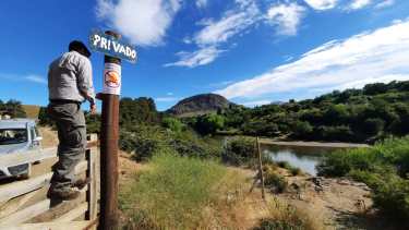 Los brigadistas colocaron cartelería. Foto: gentileza