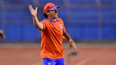 El nuevo DT comenzará la pretemporada el 3 de enero.