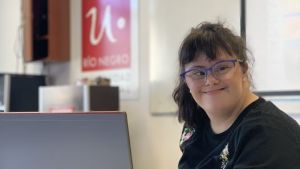 Guadalupe, la primera egresada de la Diplomatura en Proyección Visual en Roca