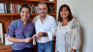 El Intendente Pedro Pesatti entregó las llaves del camping de La Lobería. 