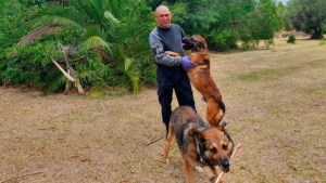Trasladan a Mendoza a Marcos Herrero, el adiestrador de perros acusado de manipular "evidencia falsa"