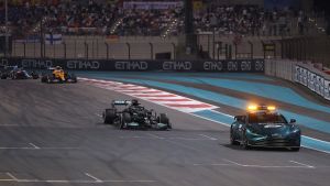 Mercedes protestó tras el triunfo de Verstappen pero desestimaron el reclamo