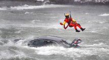 Imagen de Tragedia en las cataratas del Niágara: una mujer murió al caer con su auto
