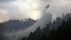 La lluvia aplacó las llamas, pero el incendio ya destruyó 5 mil hectáreas al sur de Bariloche