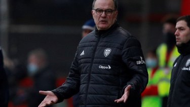 El elenco de Bielsa postergó su partido del domingo ante Liverpool.