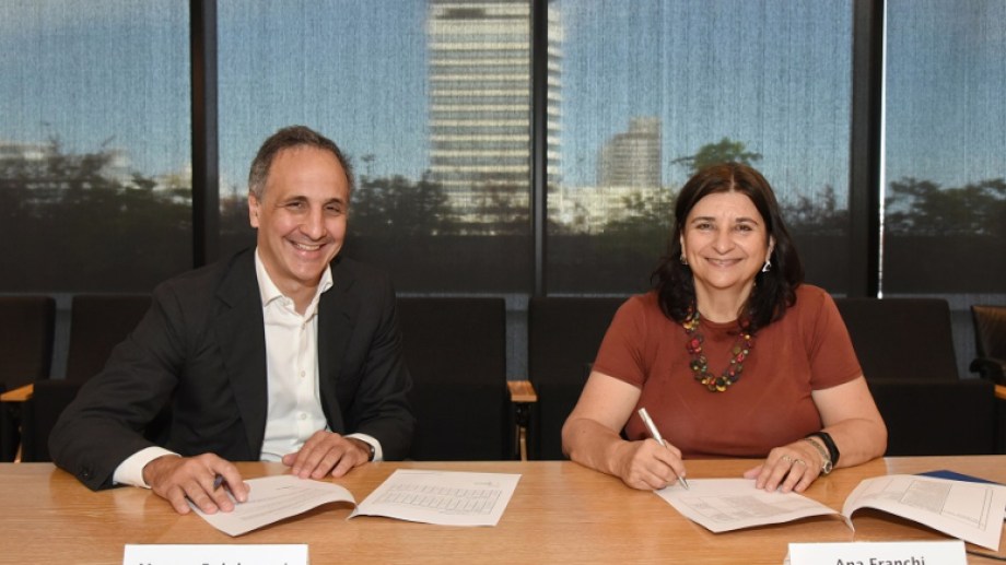 Marcos Bulgheroni y Ana María Franchi firmaron el convenio. Foto: gentileza.