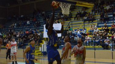 Howard Wilkerson buscará hacerse fuerte en la noche de hoy. Progreso y Estudiantes prometen jugar un partido de dientes apretados. Foto Gino Avoledo