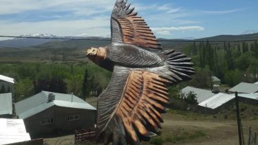 El cóndor es ahora una obra de arte en la zona cordillerana. (Gentileza)