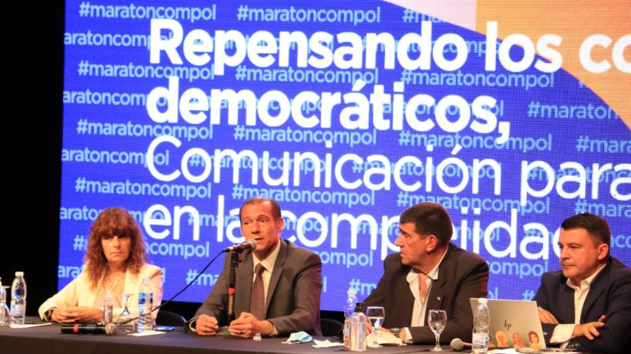 Gutiérrez dejó sus conceptos sobre la gobernanza en la apertura de la Maratón de Comunicación Política. (Gentileza).-