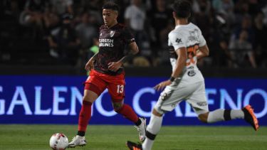 Enzo Fernández renovó contrato con una cláusula millonaria en River