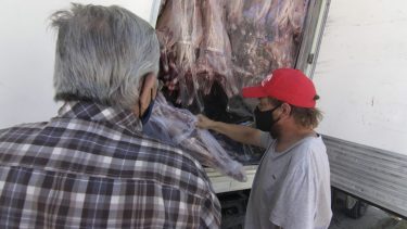 Del productor al consumidor resultó con buen saldo para los crianceros agrupados del norte neuquino (foto Oscar Livera)