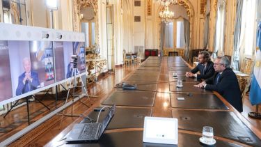 “La democracia es la mejor garante de la paz”, dijo el Presidente en la Cumbre convocada por Joseph Biden. (Foto Presidencia).-