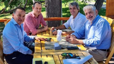Rivero difundió una fotografía reunido junto a Nicolás Rochas, Edgardo Albreiu y Alejandro Ramos Mejía.