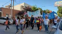 Imagen de A 20 años de las protestas del 2001, organizaciones sociales marcharon en Roca