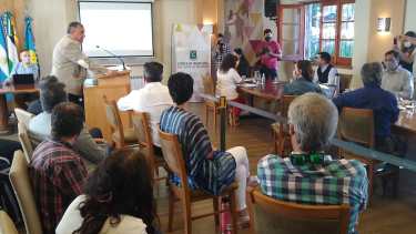 El intendente Gustavo Gennuso, acompañado por parte de su gabinete, fue al Concejo a dar explicaciones de su viaje a Europa. Foto: archivo