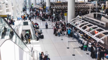 Aerolíneas cancelan cerca de 4.500 vuelos en todo el mundo por variante ómicron