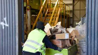La cooperativa Las Emprendedoras funciona en el predio del Complejo Ambiental Neuquén (foto Florencia Salto)