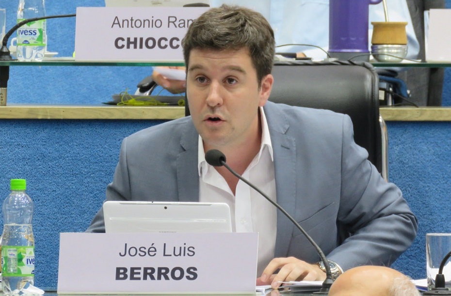 Berros pidió que la planificación de obras en la provincia sea equitativa y que no se discrimine a Roca por su color político. (foto: archivo)