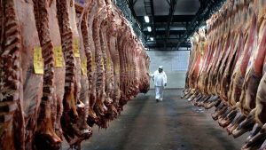 El Gobierno apura gestiones para bajar el precio de cinco cortes de carne antes de las fiestas
