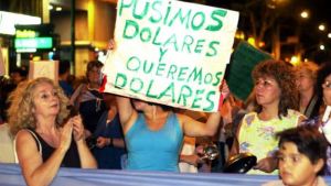 Corralito: a 20 años de un demoledor golpe a la confianza