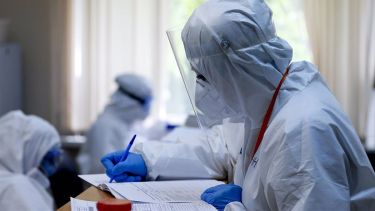 Argentina volvió a presentar números altos de contagios al igual que ayer. (Foto: Télam)