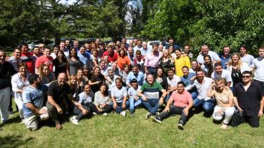 La tradicional foto conjunta del encuentro de Juntos Somos Río Negro. Ahora, en Luis Beltran. Foto: Gentilieza.