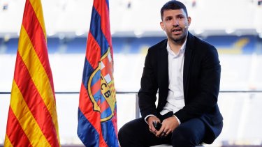 El Kun Agüero contó ayer que deja el fútbol por sus problemas cardíacos y recibió muchas muestras de afecto. 